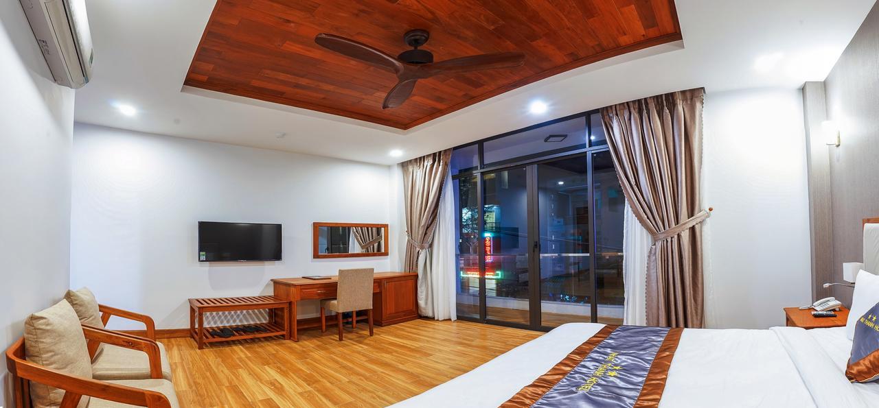 Hotel Nhat Thanh Quy Nhơn Exterior foto