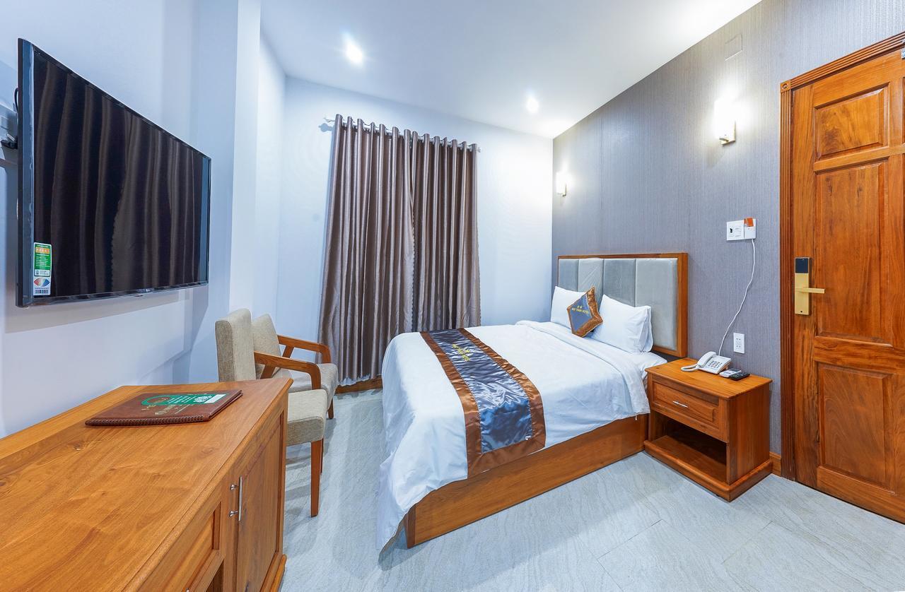 Hotel Nhat Thanh Quy Nhơn Exterior foto